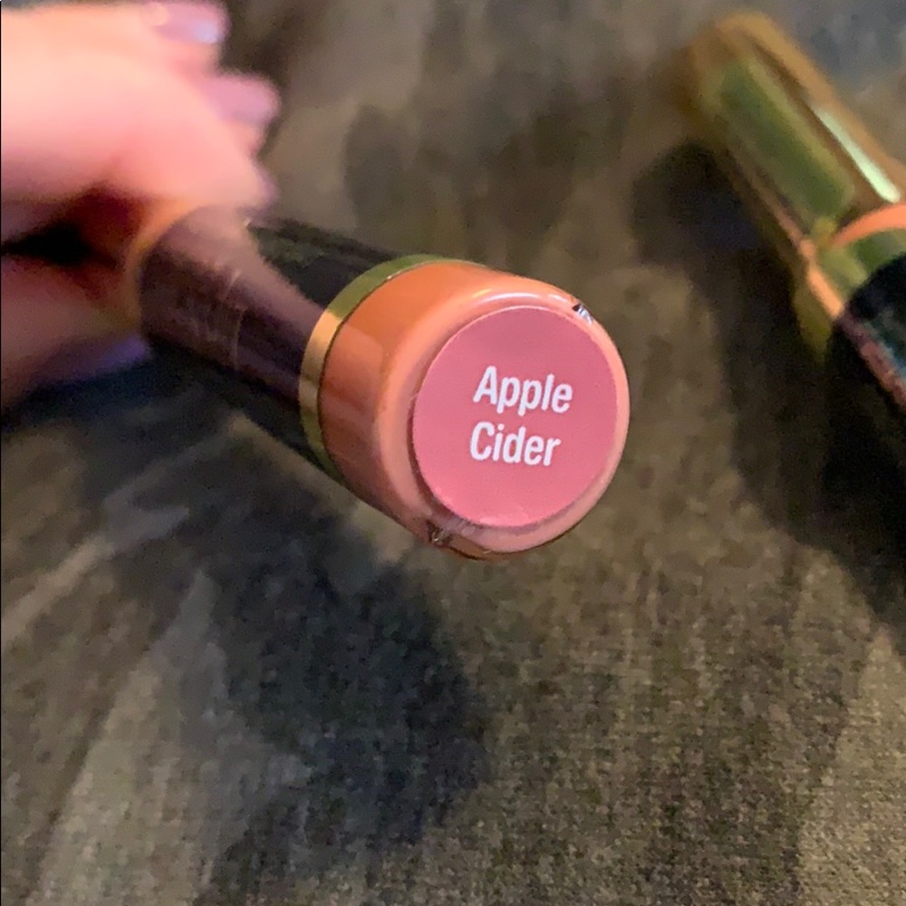 LipSense- Apple Cider